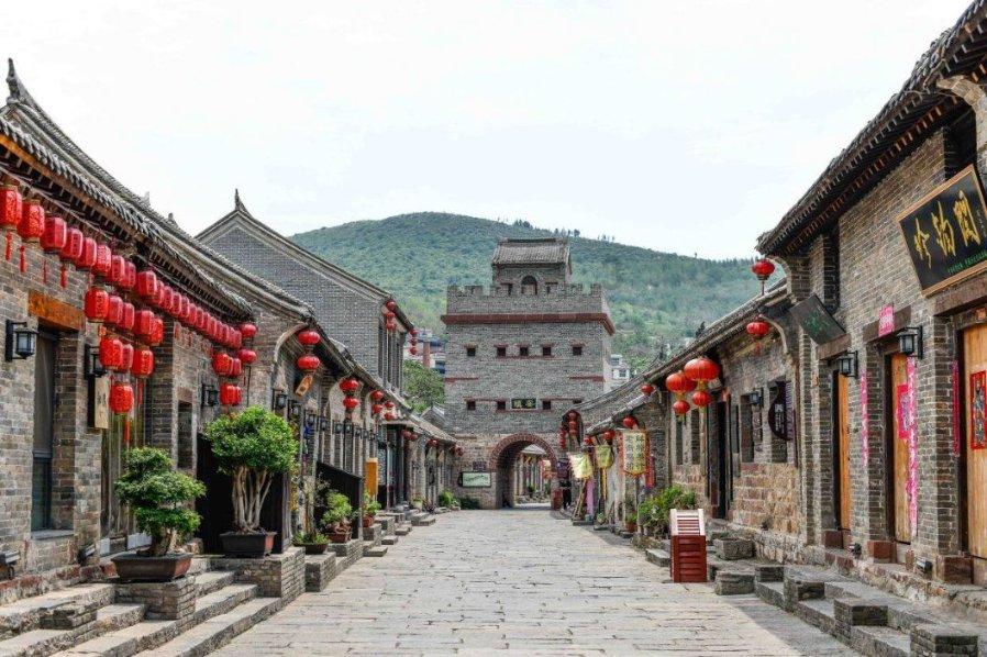 可爱吊带裙